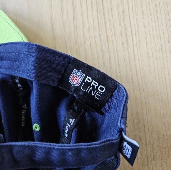 Seattle Seahawks Baseball Cap - Picture 4 of 6